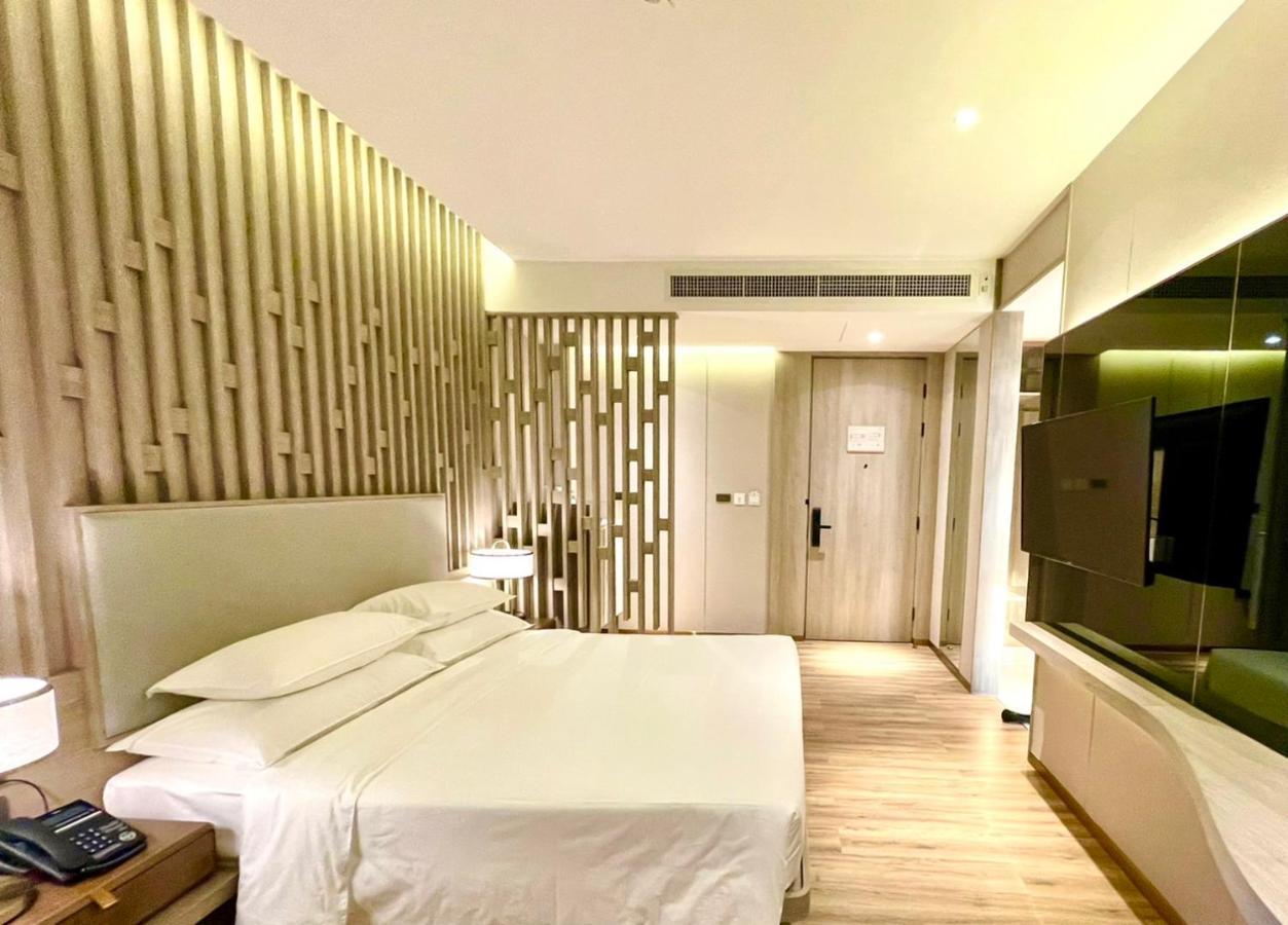 Symphony Of The Sea Hotel Bangsaen Extérieur photo